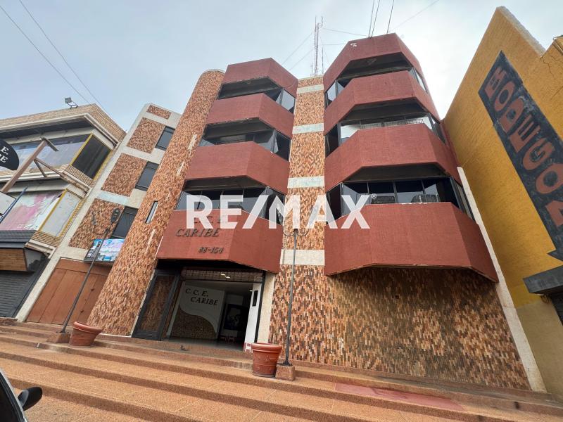 En Alquiler Local Comercial Avenida Bolivar, Centro, Punto Fijo, Falcón, 4102, VEN