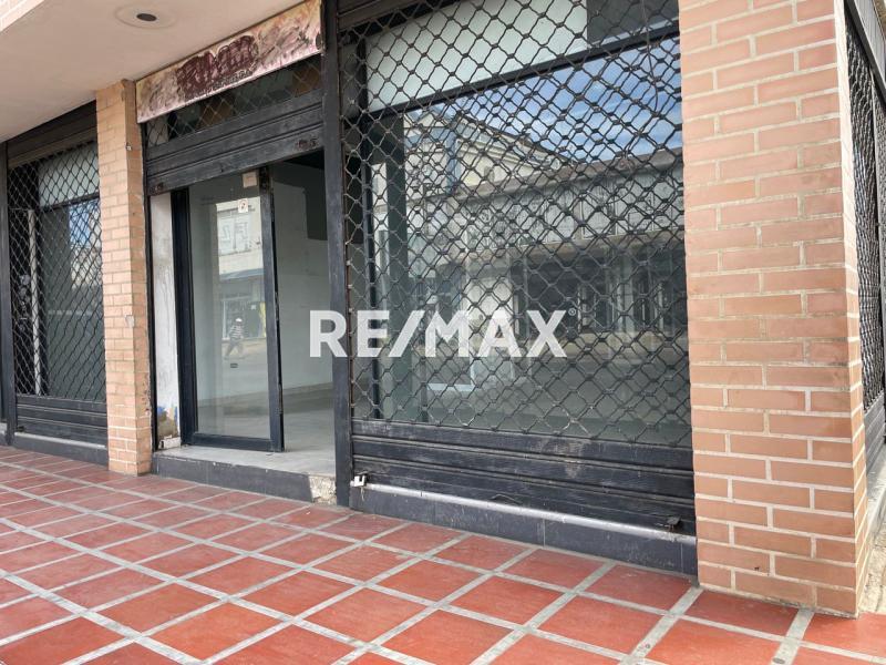 En Alquiler Local Comercial Avenida Bolivar, Centro, Punto Fijo, Falcón, 4102, VEN