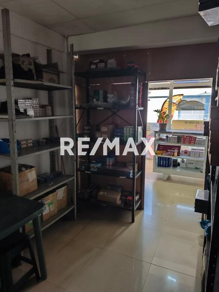 En Alquiler Local Comercial Calle Girardot, Centro, Punto Fijo, Falcón, 4102, VEN