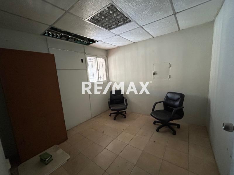 En Alquiler Local Industrial y Galpón Callejón Altagracia, Centro, Punto Fijo, Falcón, 4102, VEN