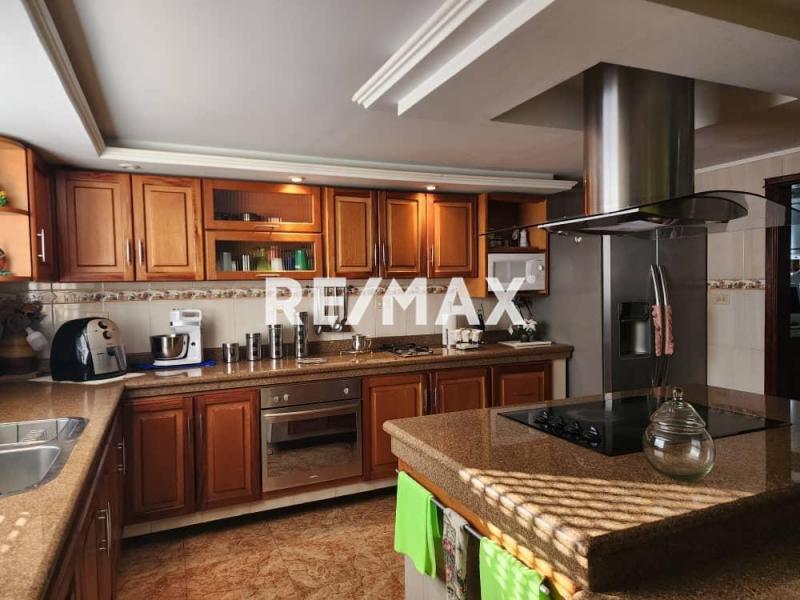 En Alquiler Casa o TownHouse urbanización pedro Manuel Arcaya I