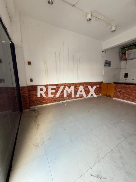 En Alquiler Local Comercial Av. Jacinto Lara