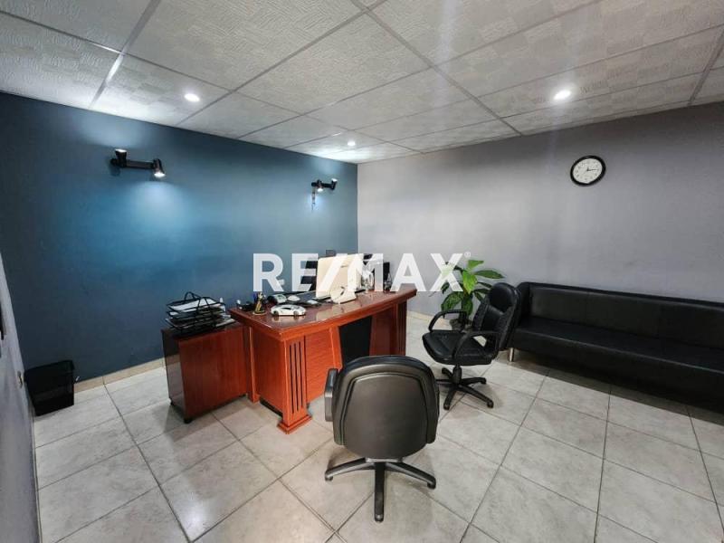 En Alquiler Local Industrial y Galpón Guaranao, Punto Fijo, Falcón, 4167, VEN