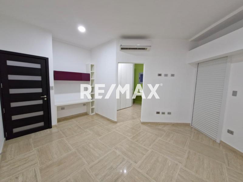 En Venta Casa o TownHouse Conjunto Residencial Amantea, Zarabon, Punto Fijo, Carirubana, Punta Cardón, Falcón, 4154, VEN