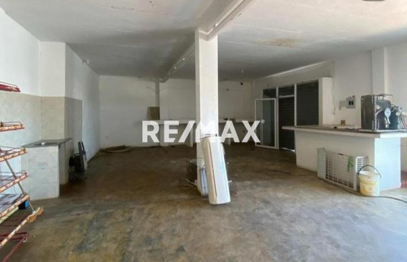 En Alquiler Local Comercial Cc Galerías paraguana, Puerta maraven