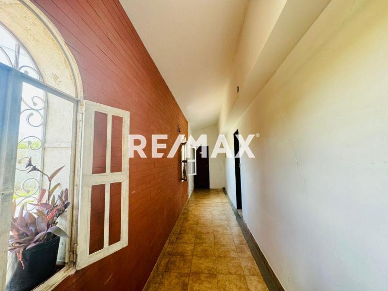 En Venta Hotel Av. los Olivos, Guanadito, Los Taques, Falcón, 4102, VEN