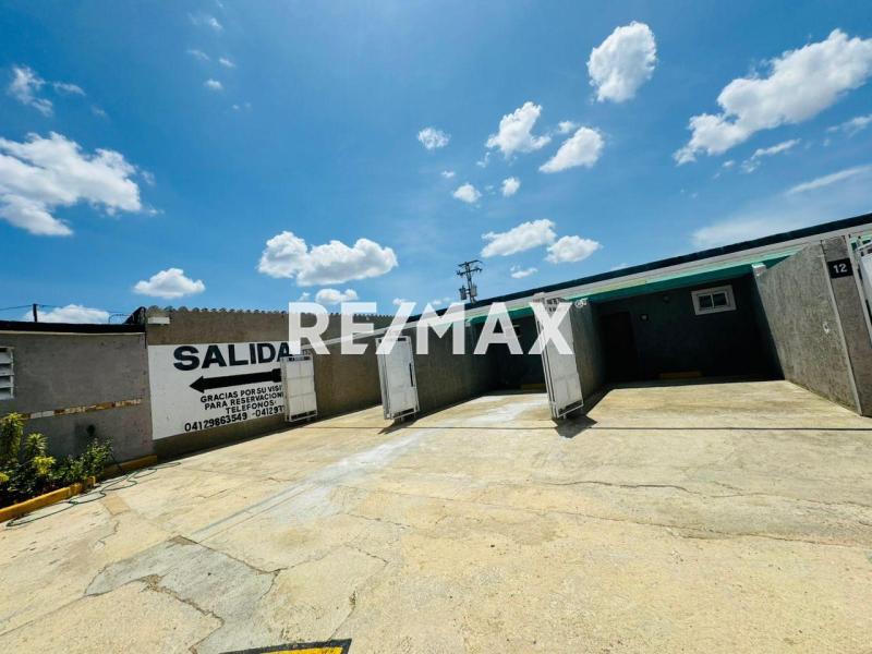 En Venta Hotel Av. los Olivos, Guanadito, Los Taques, Falcón, 4102, VEN