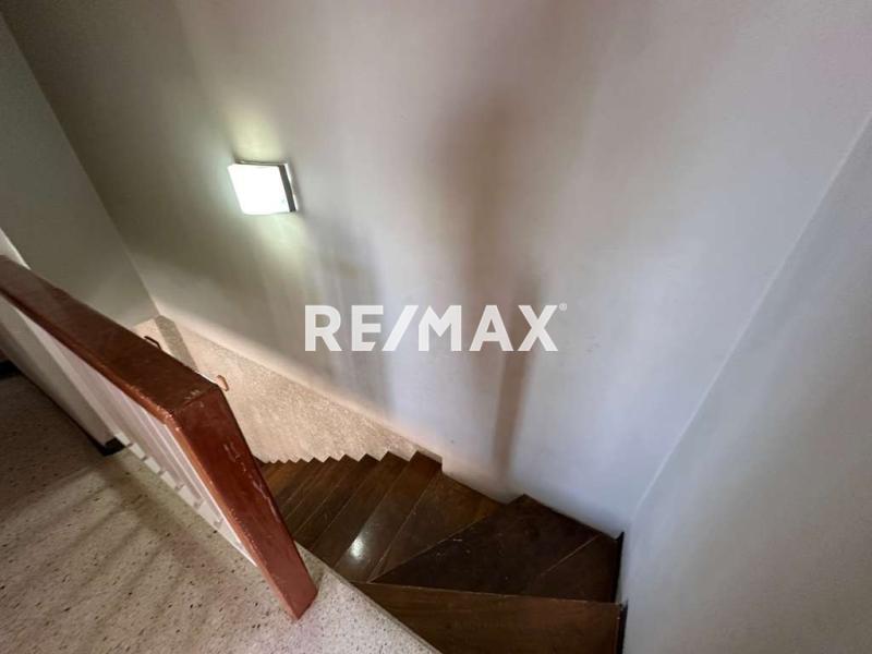 En Alquiler Apartamento PUERTA MARAVEN , CALLE ESCONDIDA