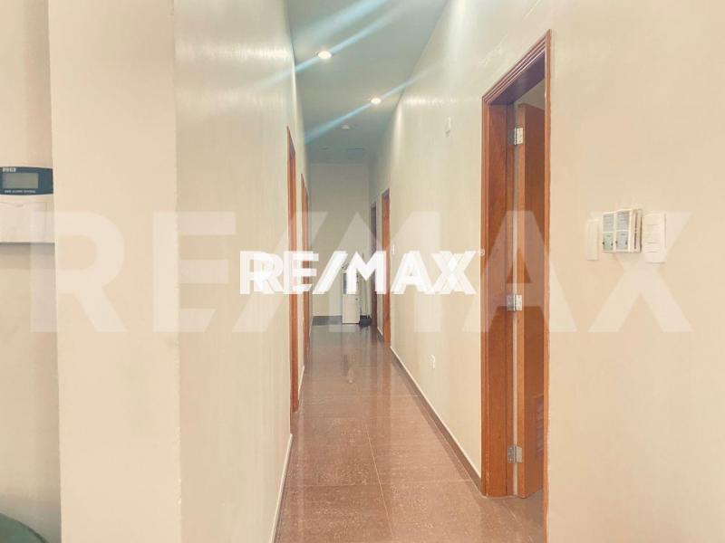 En Alquiler Casa o TownHouse Urbanización Casacoima.