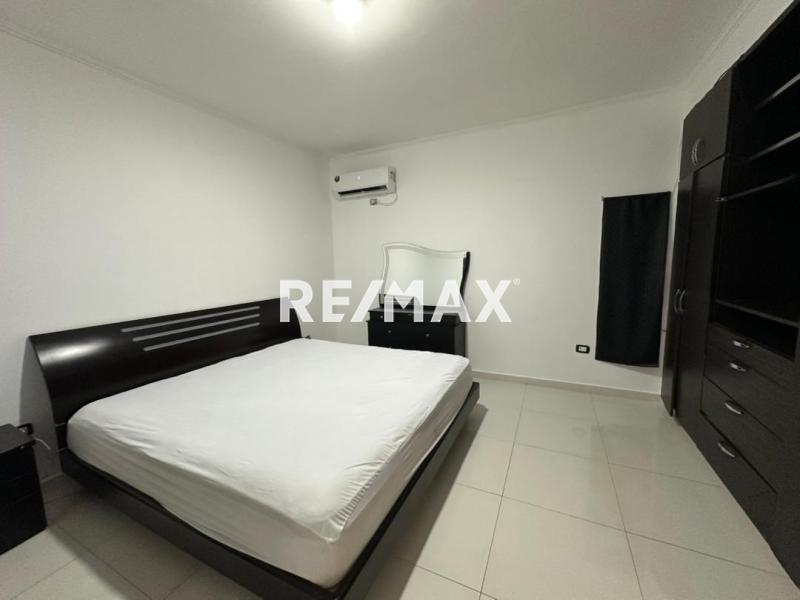 En Alquiler Casa o TownHouse Urbanización Casacoima.