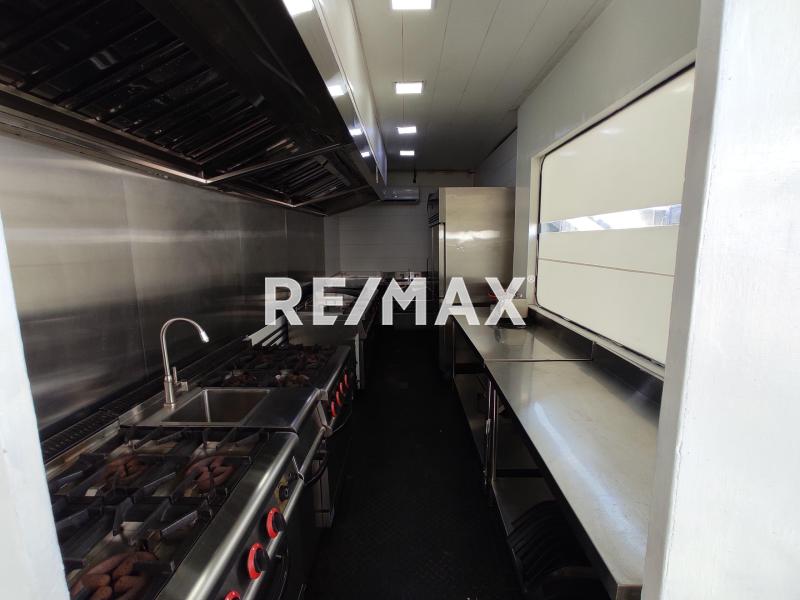 En Alquiler Local Industrial y Galpón Sector Ezequiel Zamora, Punto Fijo, Carirubana, Falcón, 4102, VEN