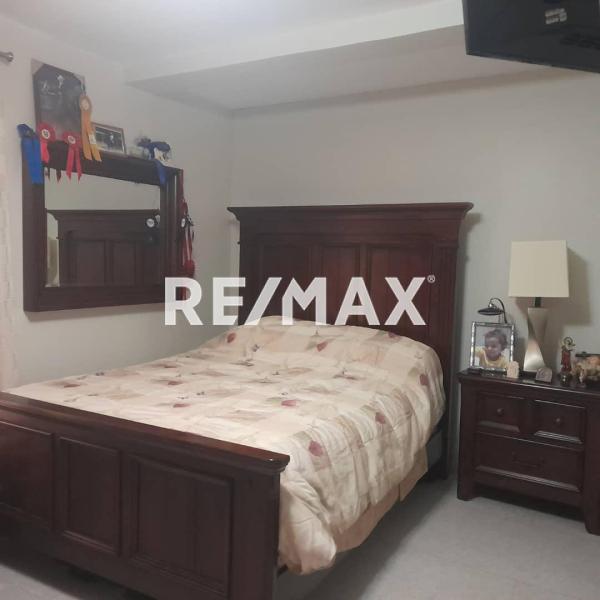 En Venta Casa o TownHouse URB LAS VIRTUDES