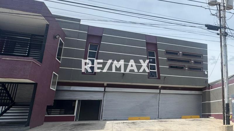 En Alquiler Local Comercial Avenida Ollarvides, Punta Cardón, Punto Fijo, Carirubana, Falcón, VEN