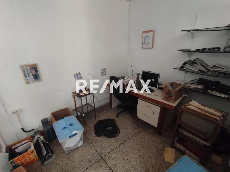 En Venta Local Comercial Puerta Maraven, Punto Fijo, Estado Falcón