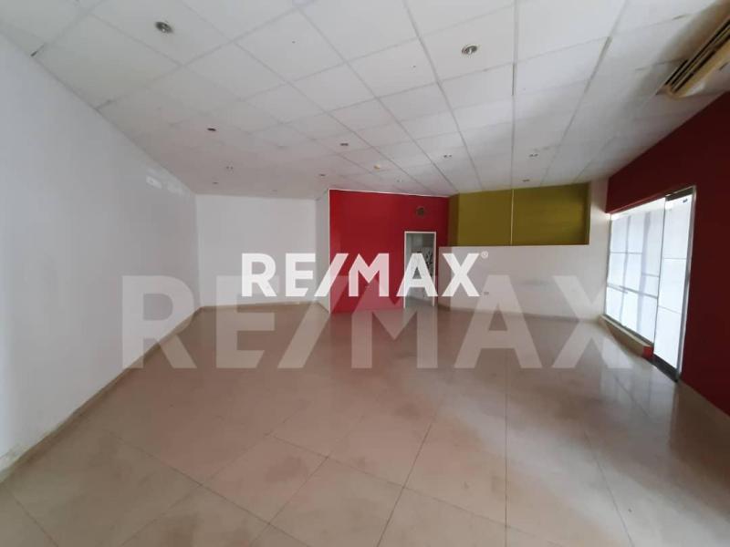 En Alquiler Local Comercial Puerta Maraven, Punto Fijo, Estado Falcón