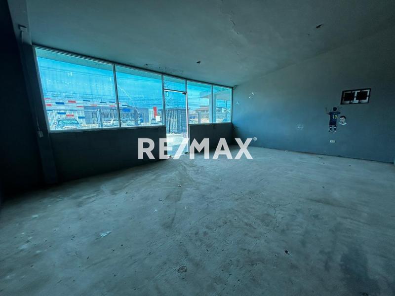 En Venta Casa o TownHouse Avenida Ollarvides, Puerta Maraven, Cardón, Falcón, 4167, VEN