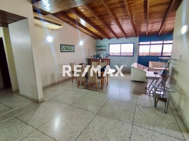 En Venta Apartamento Edificio conjunto residencial las Cumaraguas Sector Bella Vista