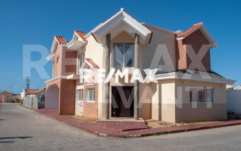 En Venta Casa o TownHouse CASACOIMA VILLAGE