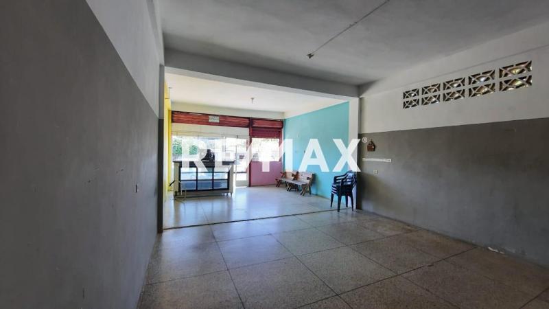 En Venta Local Comercial R-49, Caja de Agua, Punto Fijo, Falcón, 4102, VEN