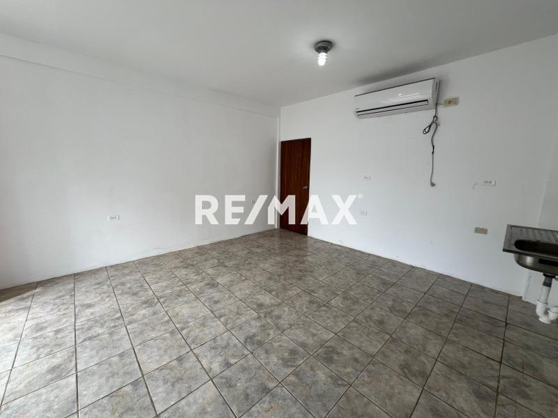 En Alquiler Local Comercial Caja de Agua, Punto Fijo, Falcón, 4102, VEN