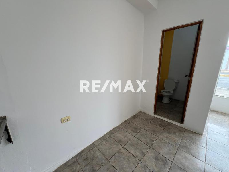 En Alquiler Local Comercial Caja de Agua, Punto Fijo, Falcón, 4102, VEN