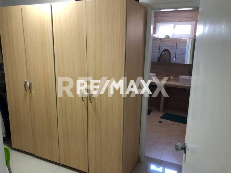 En Venta Casa o TownHouse Calle Guadalupe, urbanización manaure