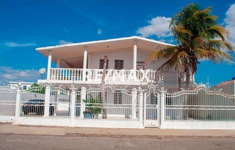 En Venta Casa o TownHouse Urb. Zarabon, Punto Fijo Estado Falcon