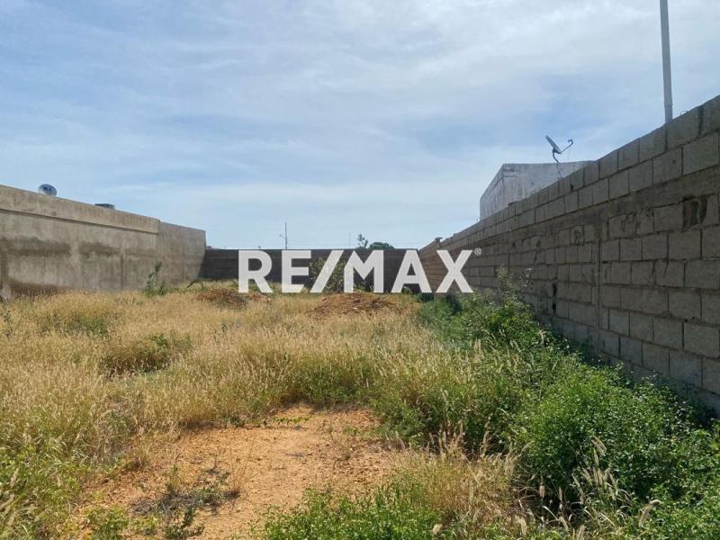 En Venta Terreno y Parcela Calle Guadalupe urbanización manaure