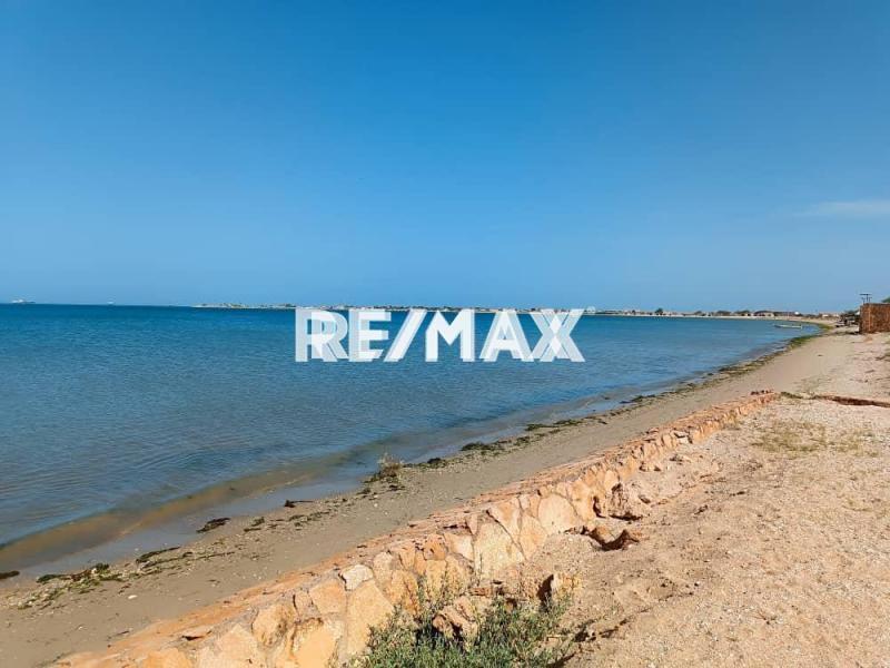 En Venta Casa o TownHouse Los Taques, Los Taques, Falcón, VEN