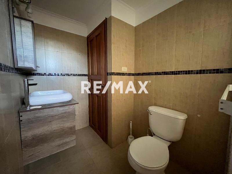 En Alquiler Apartamento Av 1 Zarabon