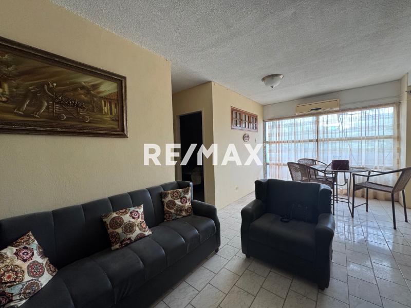En Venta Apartamento Calle Garcés, Carirubana, Punto Fijo, Falcón, 4102, VEN