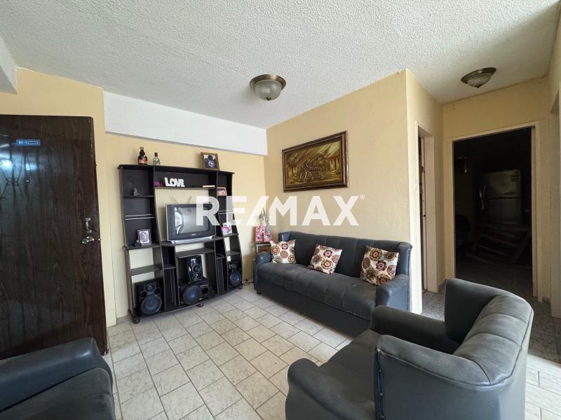 En Venta Apartamento Calle Garcés, Carirubana, Punto Fijo, Falcón, 4102, VEN