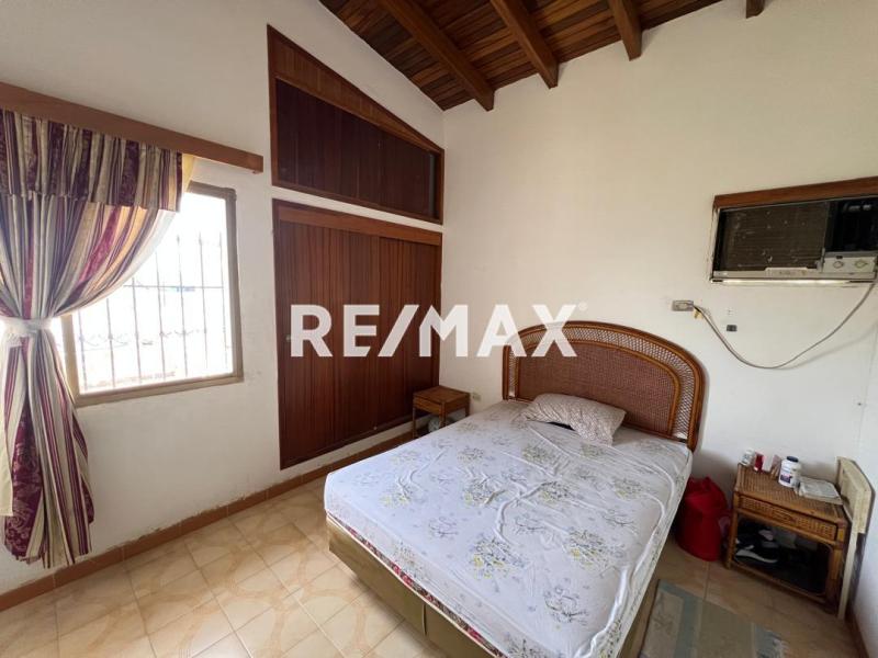 En Venta Casa o TownHouse Centro de Punto Fijo. Estado Falcón