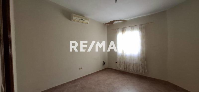 En Venta Casa o TownHouse AV 2 de Antiguo Aeropuerto