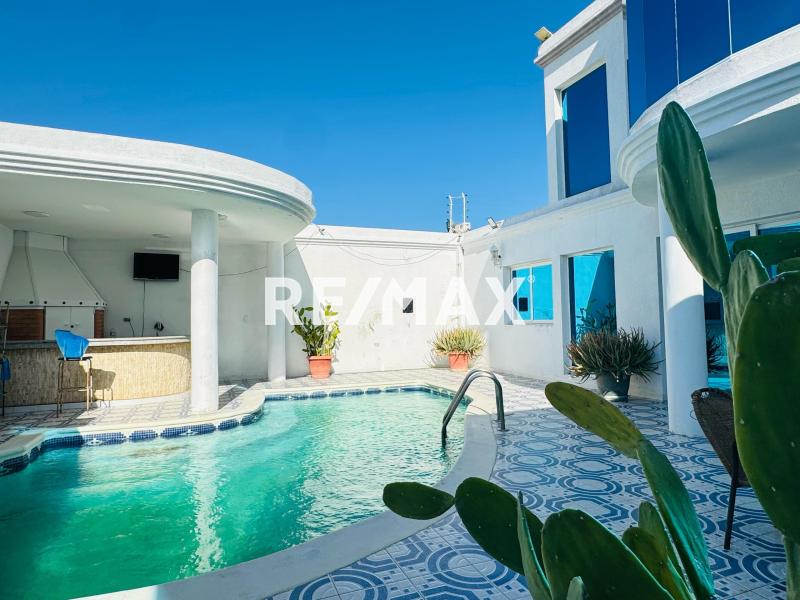 En Venta Casa o TownHouse Urbanización Santa Fe, Conjunto Residencial Los Médanos