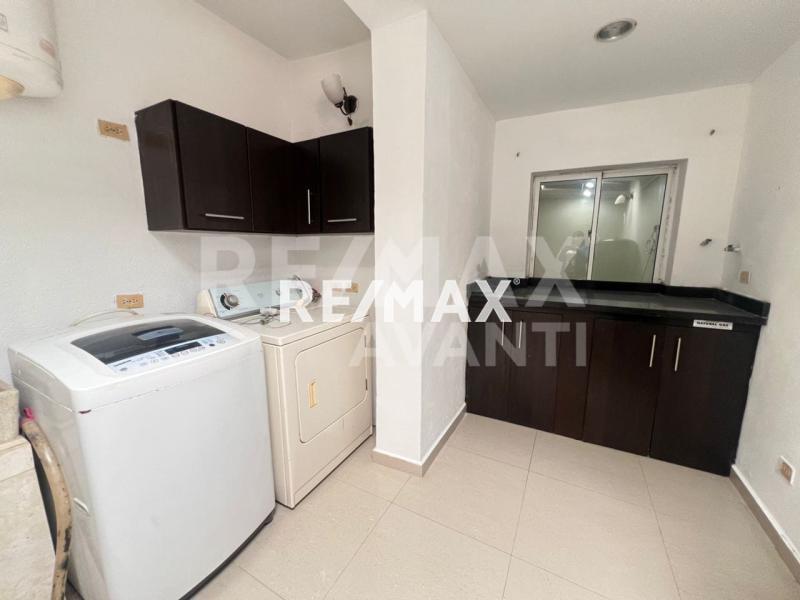 En Alquiler Casa o TownHouse Puerta Maraven, Punto Fijo, Estado Falcon, Carirubana VEN