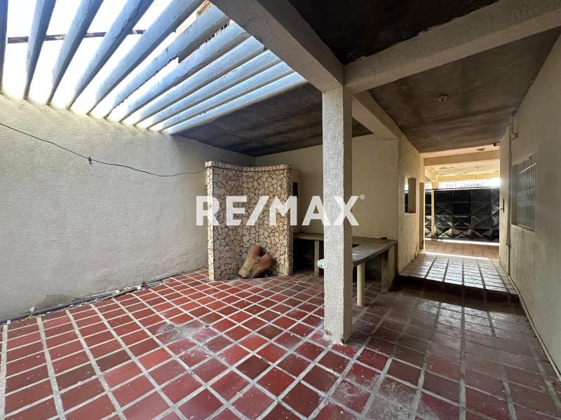 En Venta Casa o TownHouse Urb. Los Corales, Santa Irene, Punto Fijo, Estado Falcon