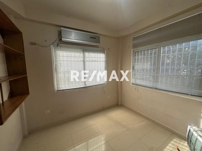 En Venta Casa o TownHouse Urb. Los Corales, Santa Irene, Punto Fijo, Estado Falcon