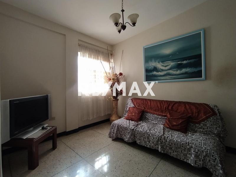 En Venta Casa o TownHouse Urb. Los Corales, Santa Irene, Punto Fijo, Estado Falcon