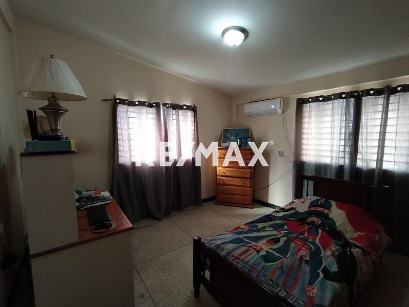 En Venta Casa o TownHouse Urb. Los Corales, Santa Irene, Punto Fijo, Estado Falcon