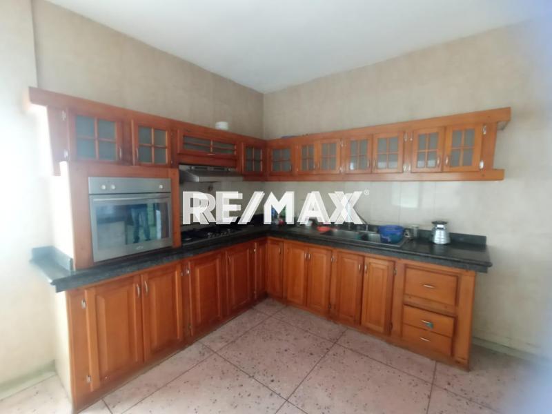 En Venta Edificio Centro de Punto Fijo.