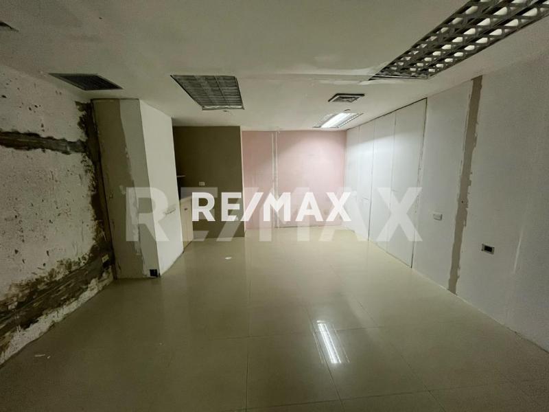 En Alquiler Local Comercial Local Sambil Paraguana