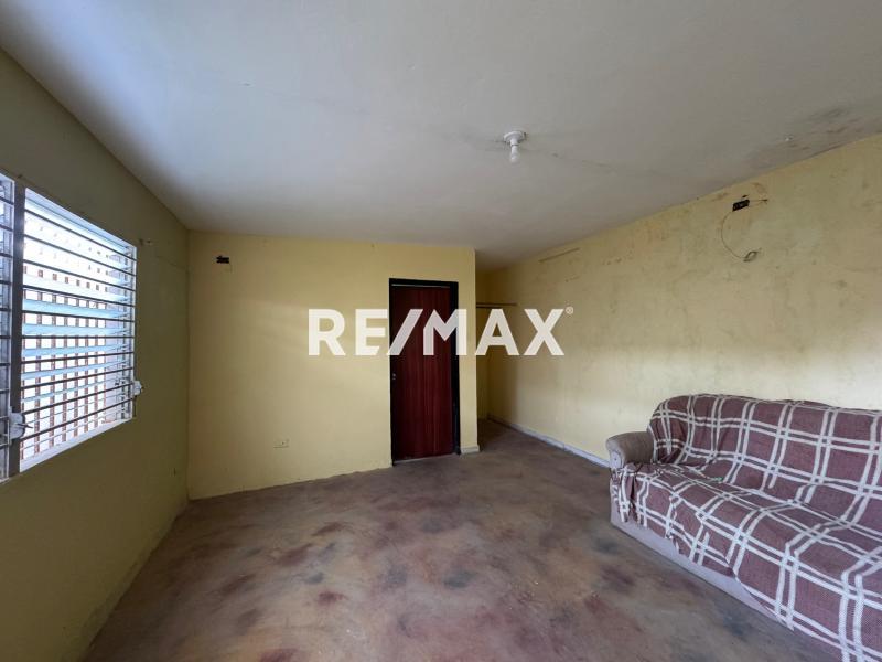 En Venta Casa o TownHouse Avenida 14, Cardón, Falcón, 4154, VEN