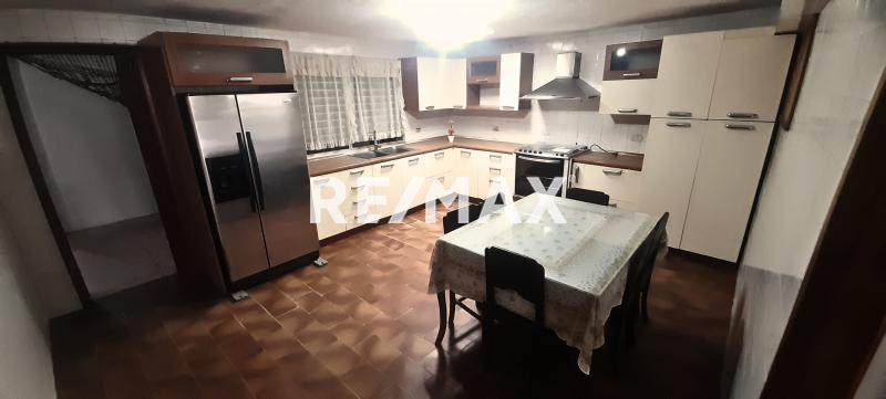 En Venta Casa o TownHouse Av. 12 Maraven. Punto Fijo