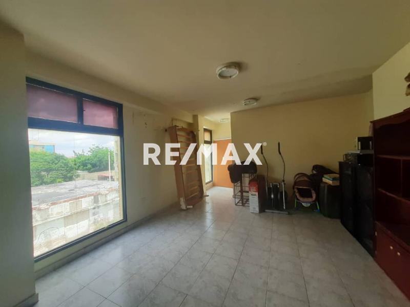 En Venta Edificio Centro de Punto Fijo