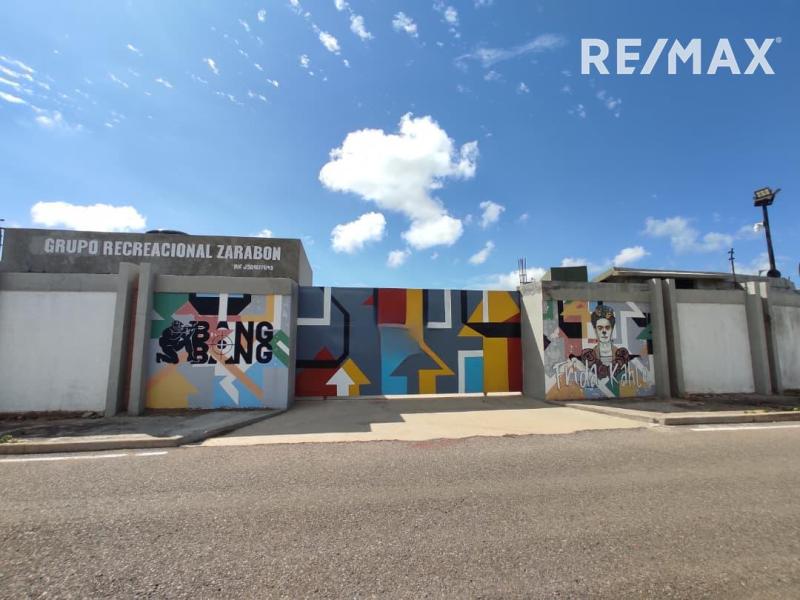 En Alquiler Local Industrial y Galpón Urb. Zarabón, Punto Fijo, Estado Falcón