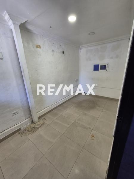 En Alquiler Local Industrial y Galpón Urb. Zarabón, Punto Fijo, Estado Falcón