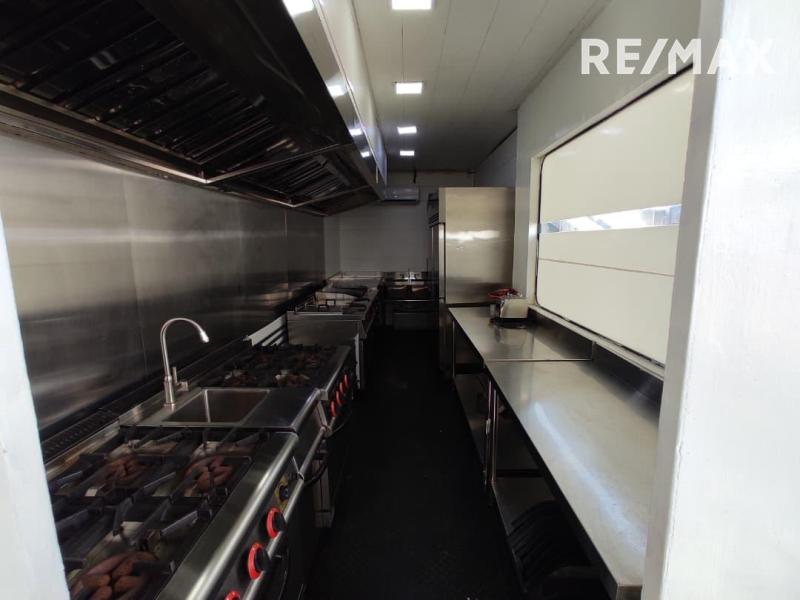 En Venta Local Industrial y Galpón Urb. Zarabón, Punto Fijo, Estado Falcón