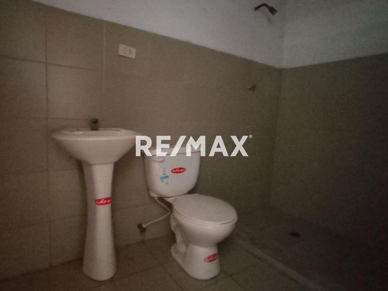 En Venta Local Industrial y Galpón Urb. Zarabón, Punto Fijo, Estado Falcón