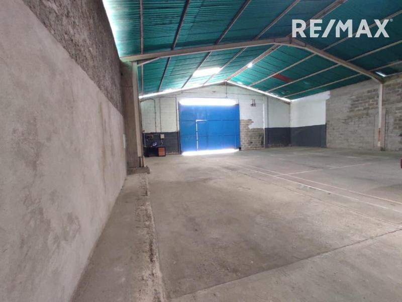 En Alquiler Local Industrial y Galpón La Puerta Maraven, Punto Fijo, Estado Falcón